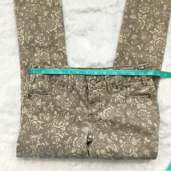 Like New Free People Millenium Floral Jeans - Picture 4 of 7